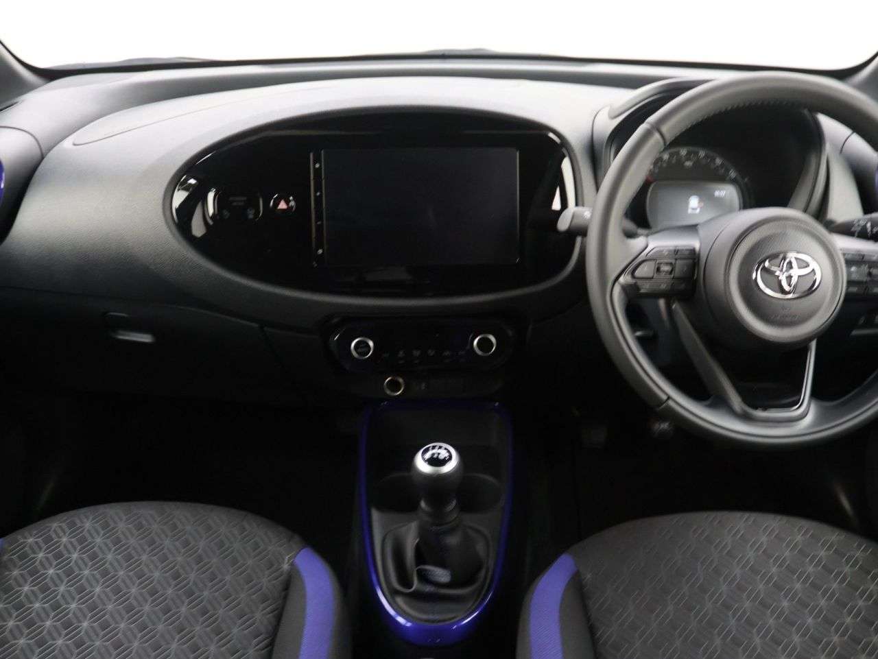 2025 TOYOTA AYGO X 2025 TOYOTA AYGO X