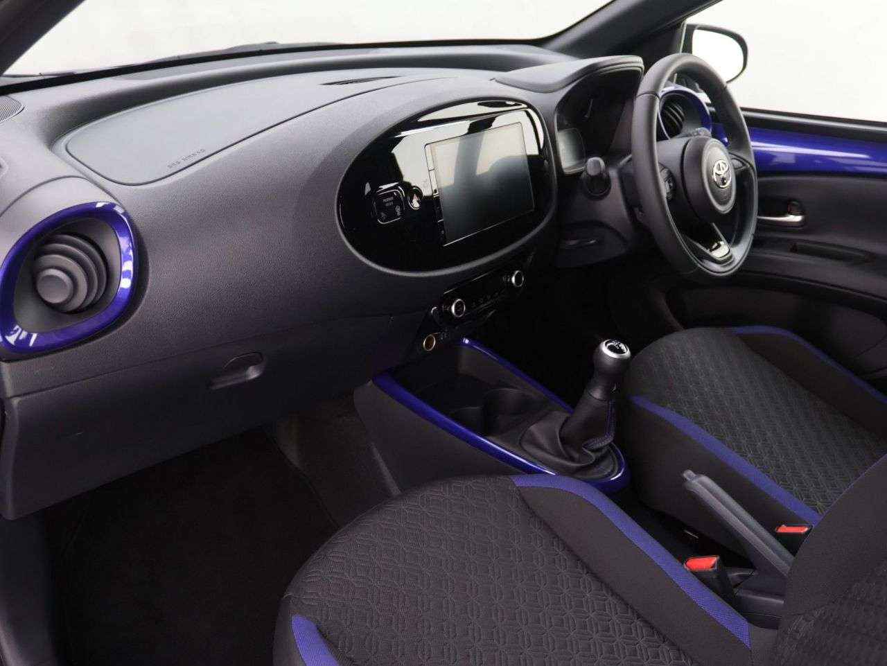 2025 TOYOTA AYGO X 2025 TOYOTA AYGO X