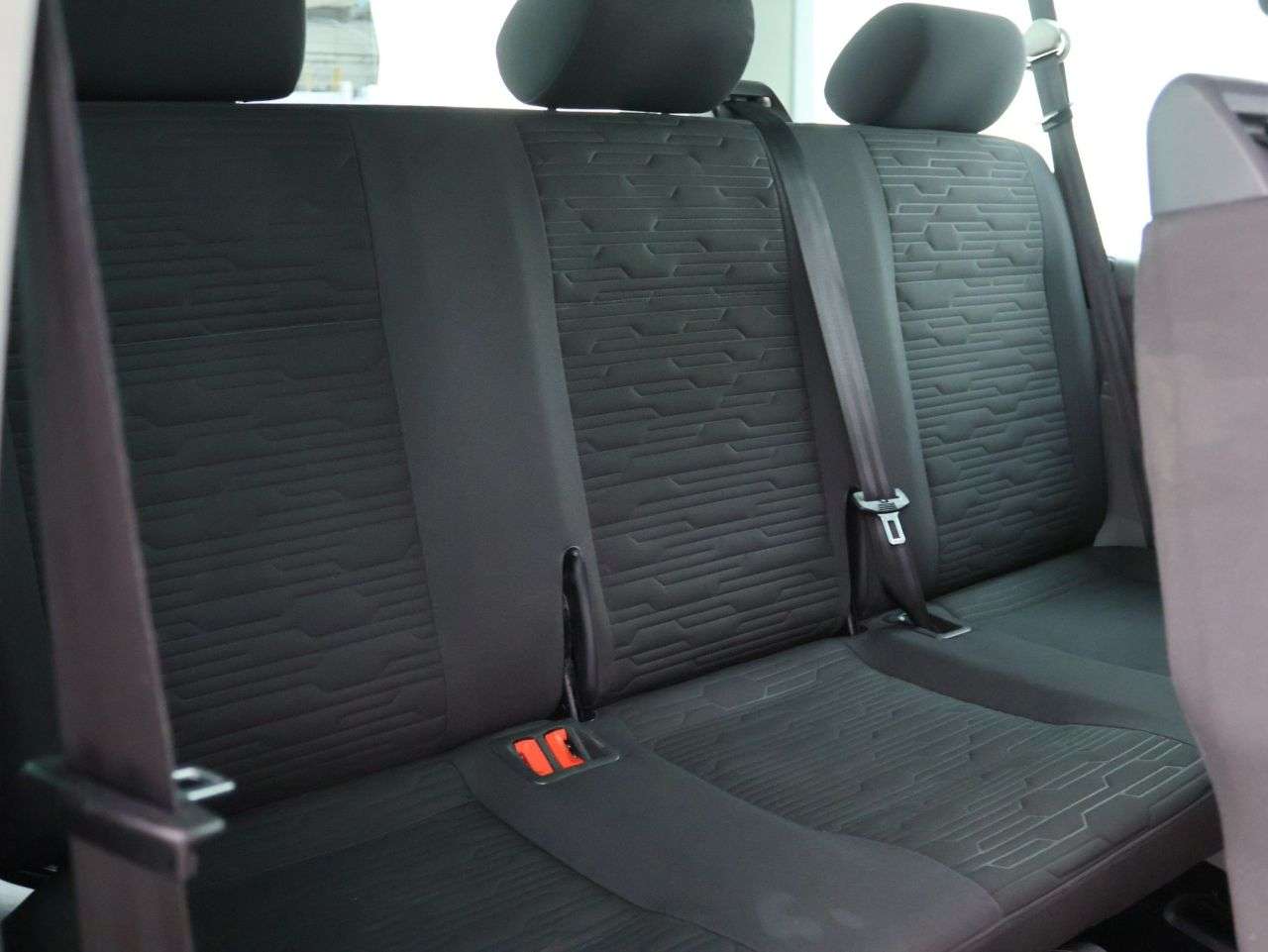 2020 VOLKSWAGEN TRANSPORTER SHUTTLE 2020 VOLKSWAGEN TRANSPORTER SHUTTLE