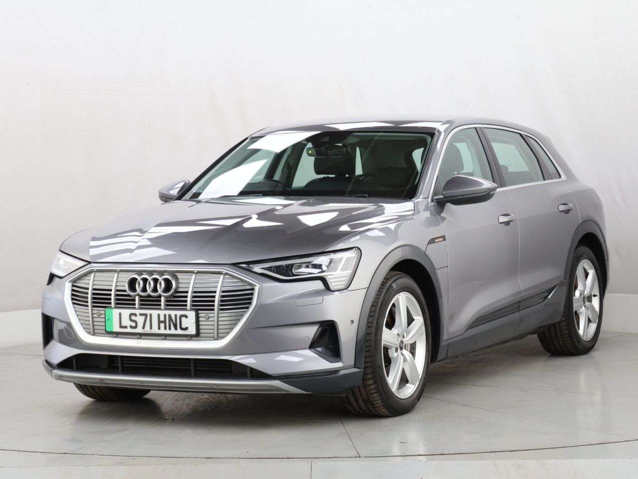 2021 AUDI E-TRON 2021 AUDI E-TRON