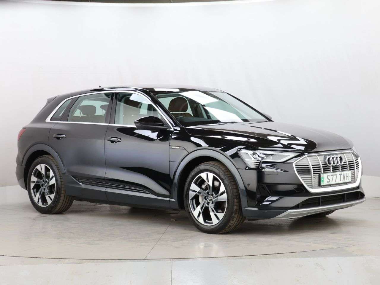 2022 AUDI E-TRON 2022 AUDI E-TRON