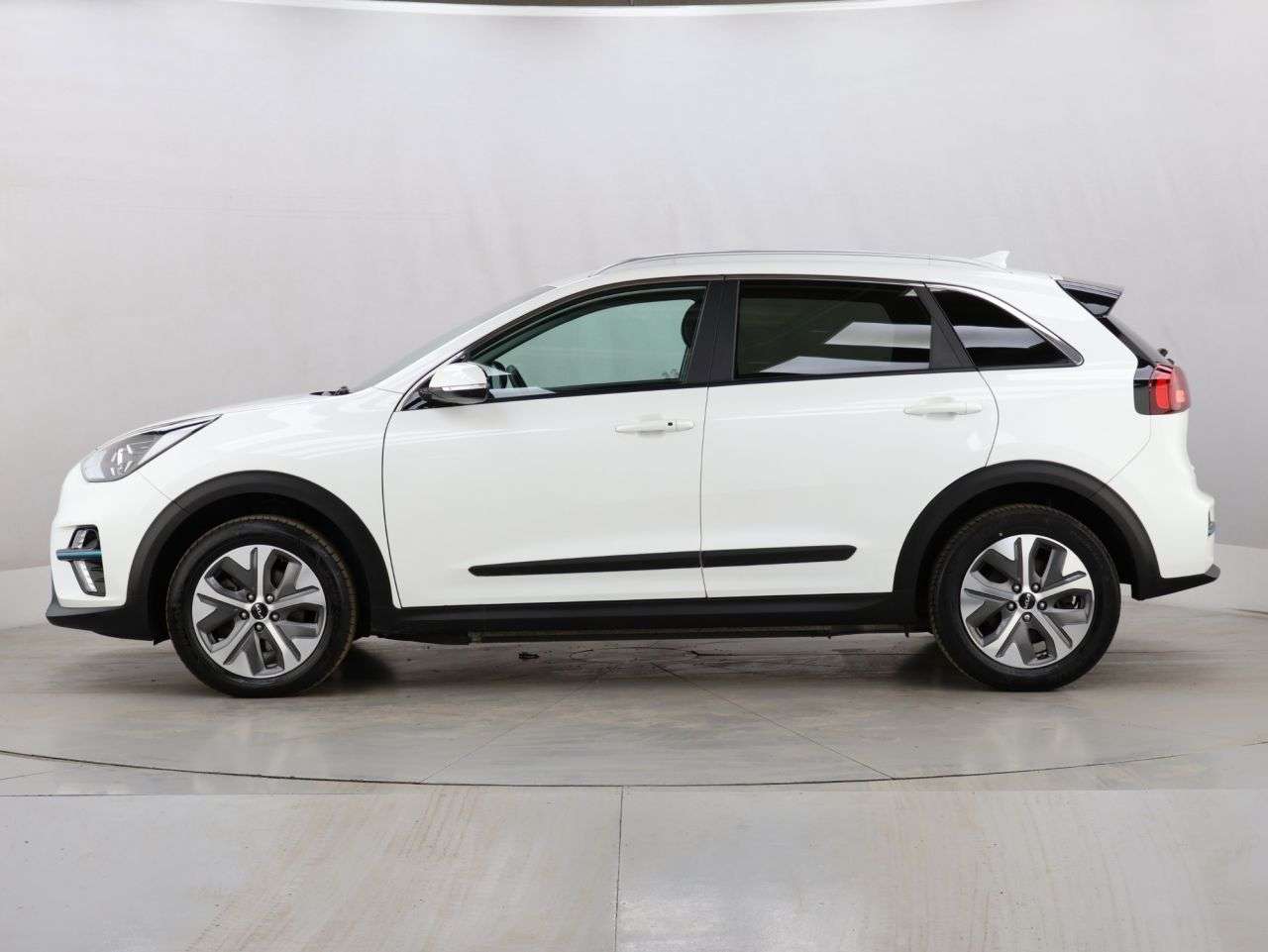2021 KIA NIRO 2021 KIA NIRO