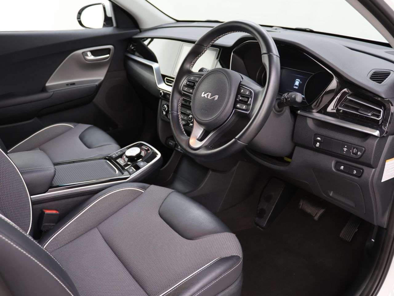 2021 KIA NIRO 2021 KIA NIRO