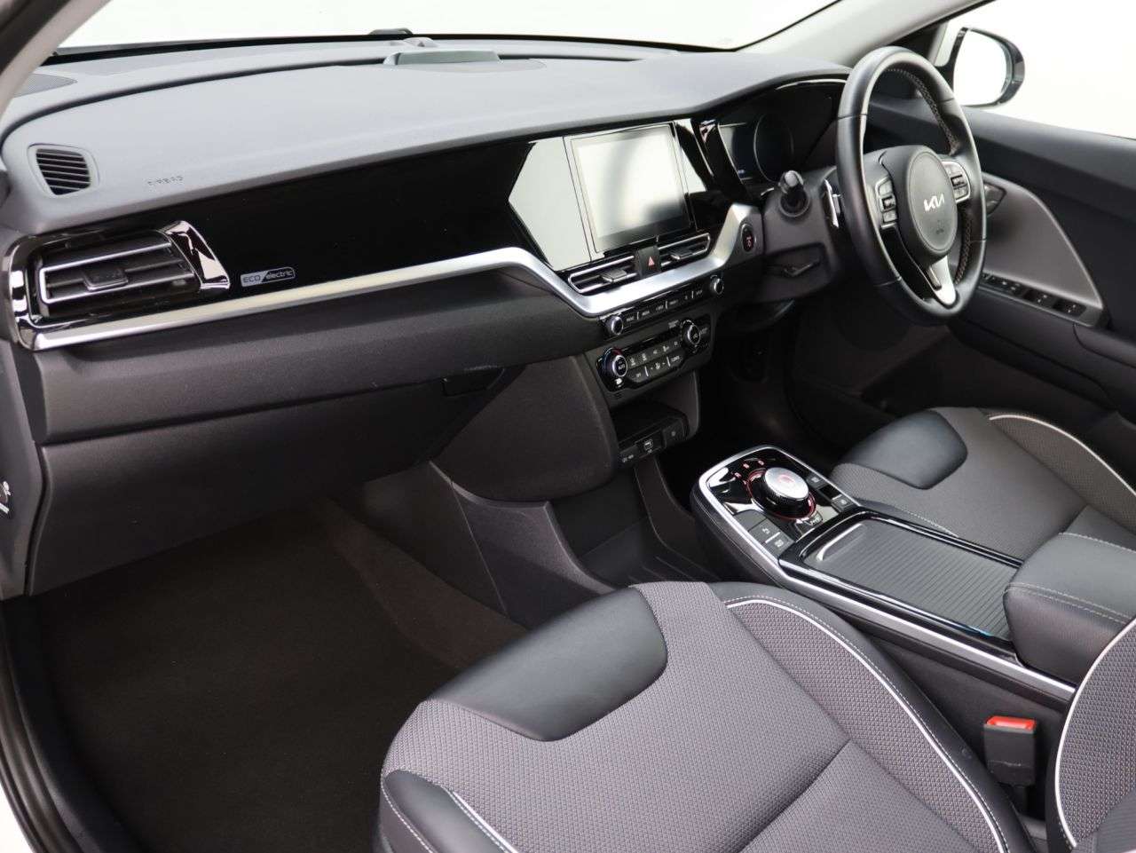 2021 KIA NIRO 2021 KIA NIRO