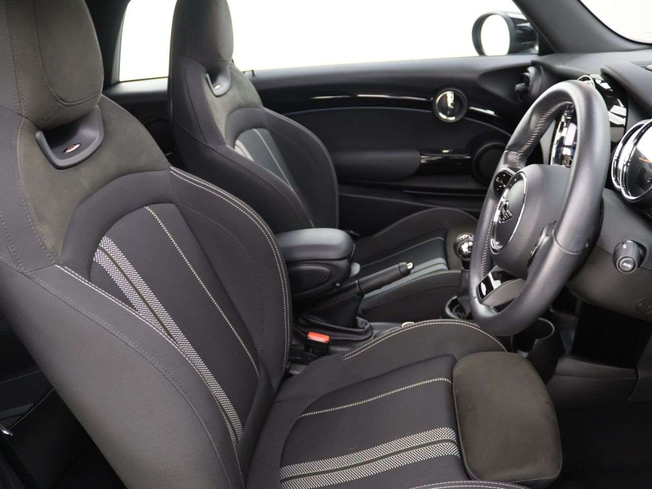 2021 MINI CONVERTIBLE 2021 MINI CONVERTIBLE