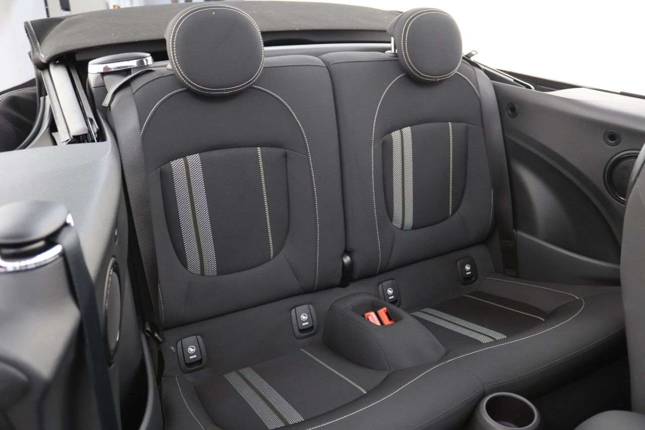 2021 MINI CONVERTIBLE 2021 MINI CONVERTIBLE