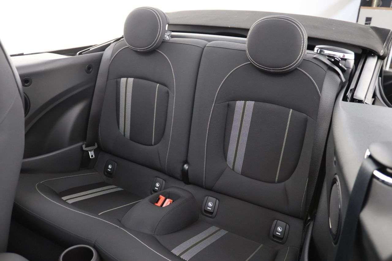 2021 MINI CONVERTIBLE 2021 MINI CONVERTIBLE