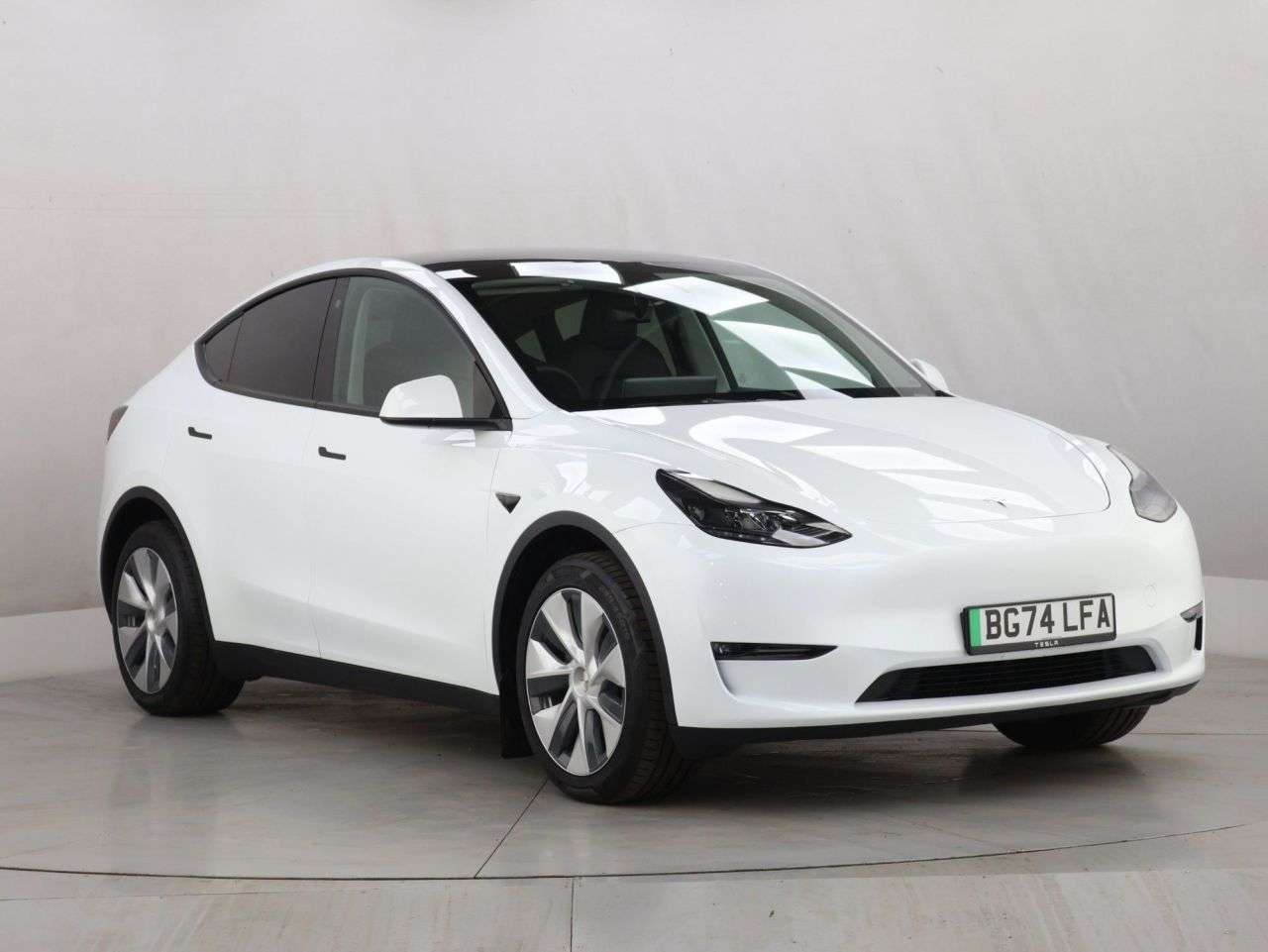 2024 TESLA MODEL Y 2024 TESLA MODEL Y