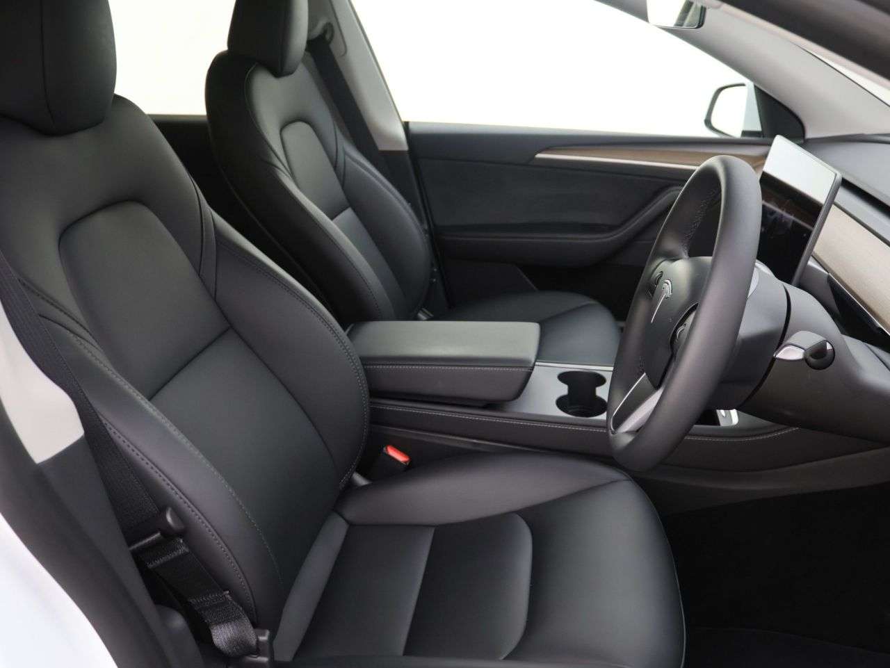 2024 TESLA MODEL Y 2024 TESLA MODEL Y