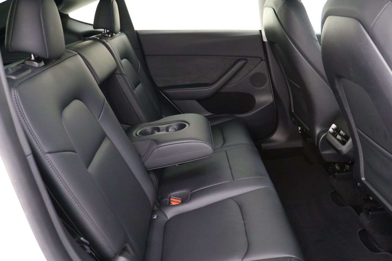 2024 TESLA MODEL Y 2024 TESLA MODEL Y