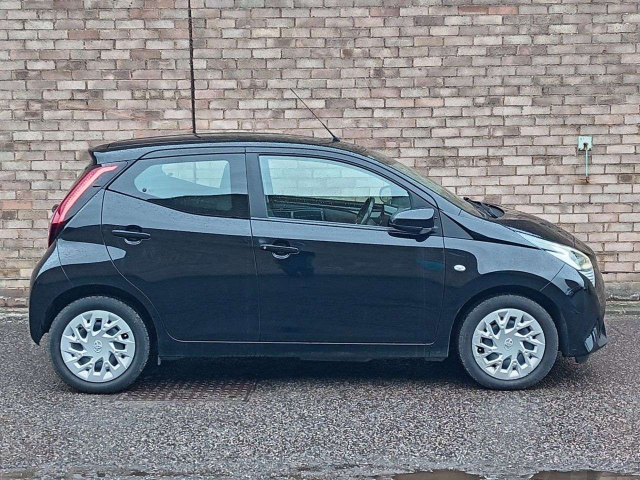 2022 TOYOTA AYGO 2022 TOYOTA AYGO