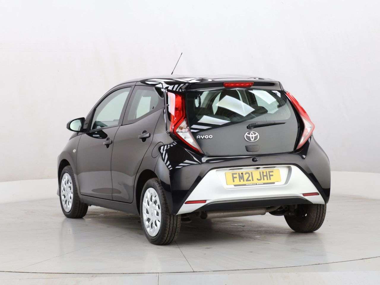 2021 TOYOTA AYGO 2021 TOYOTA AYGO