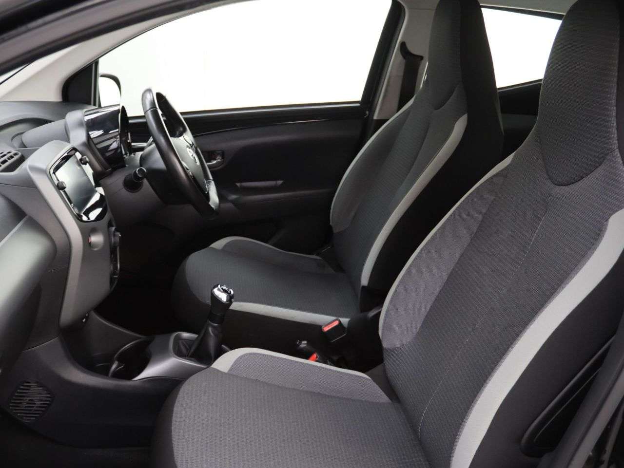 2021 TOYOTA AYGO 2021 TOYOTA AYGO