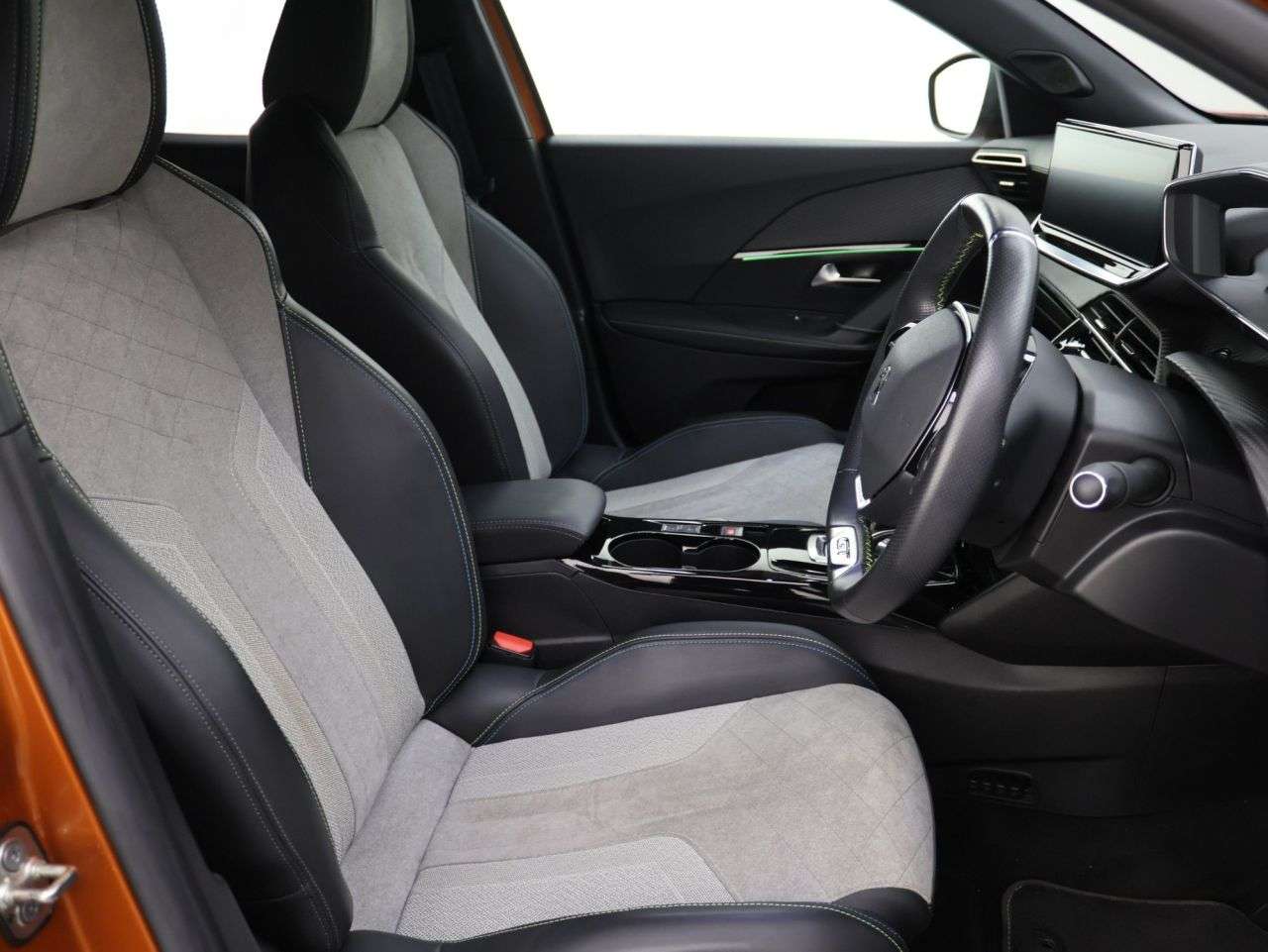 2021 PEUGEOT E-2008 2021 PEUGEOT E-2008