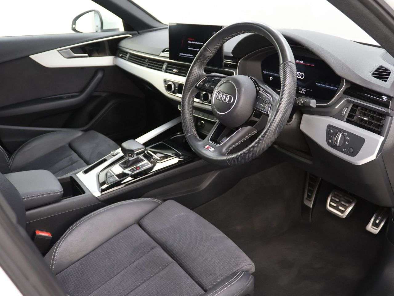 2022 AUDI A4 2022 AUDI A4