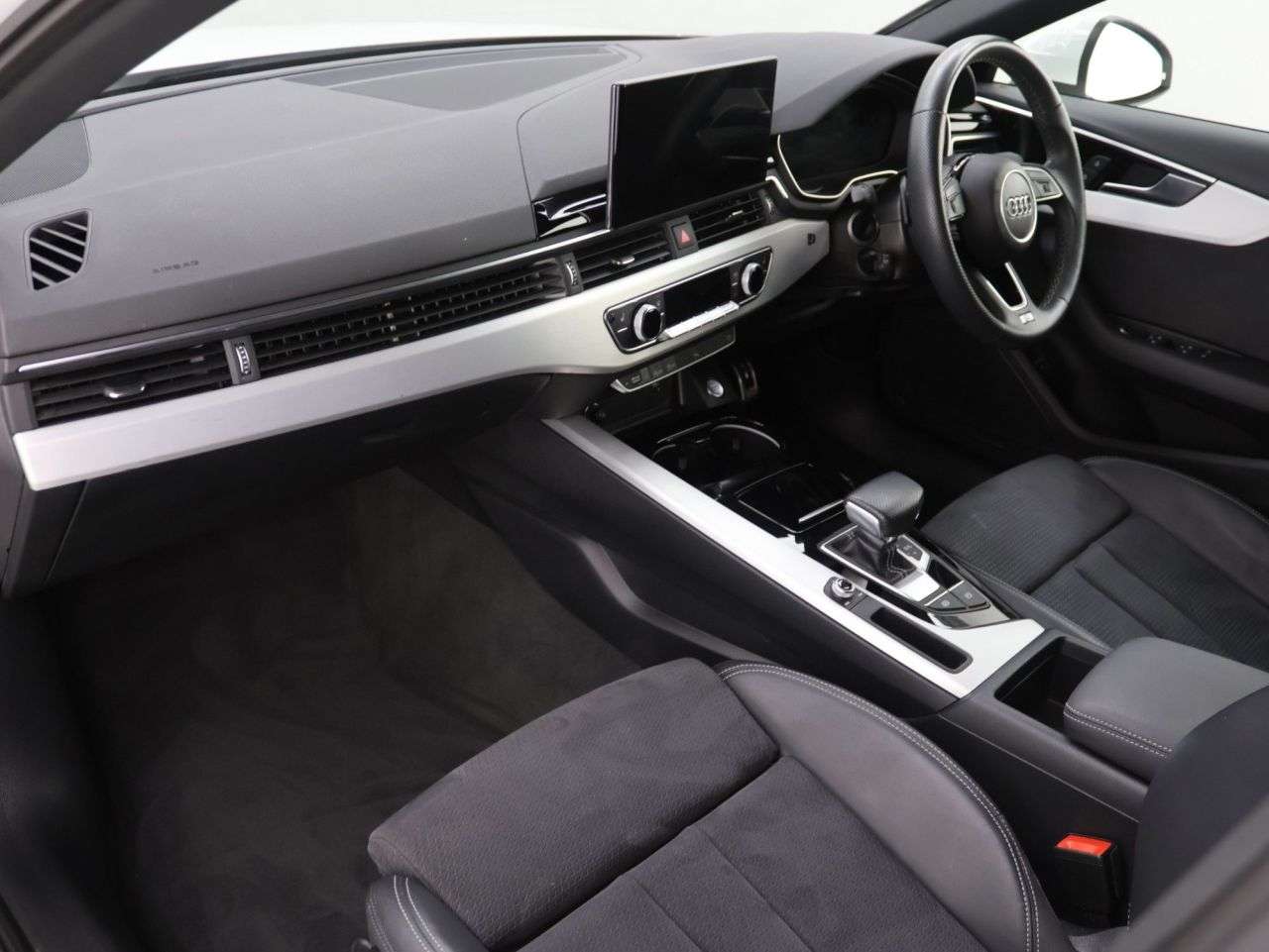 2022 AUDI A4 2022 AUDI A4