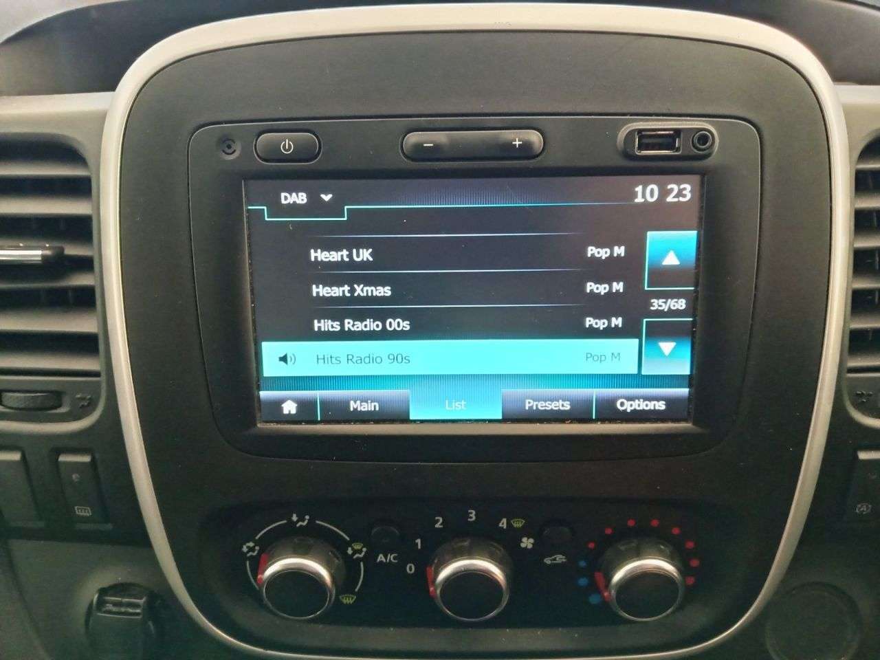 2020 RENAULT TRAFIC 2020 RENAULT TRAFIC