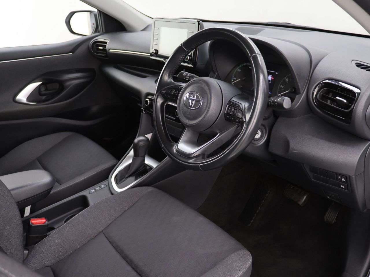 2021 TOYOTA YARIS 2021 TOYOTA YARIS