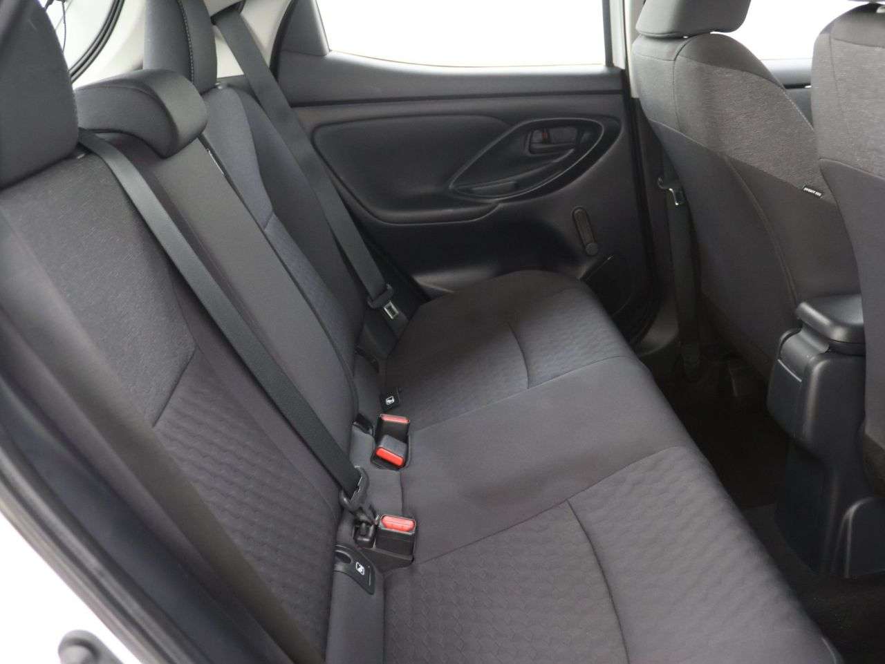 2021 TOYOTA YARIS 2021 TOYOTA YARIS