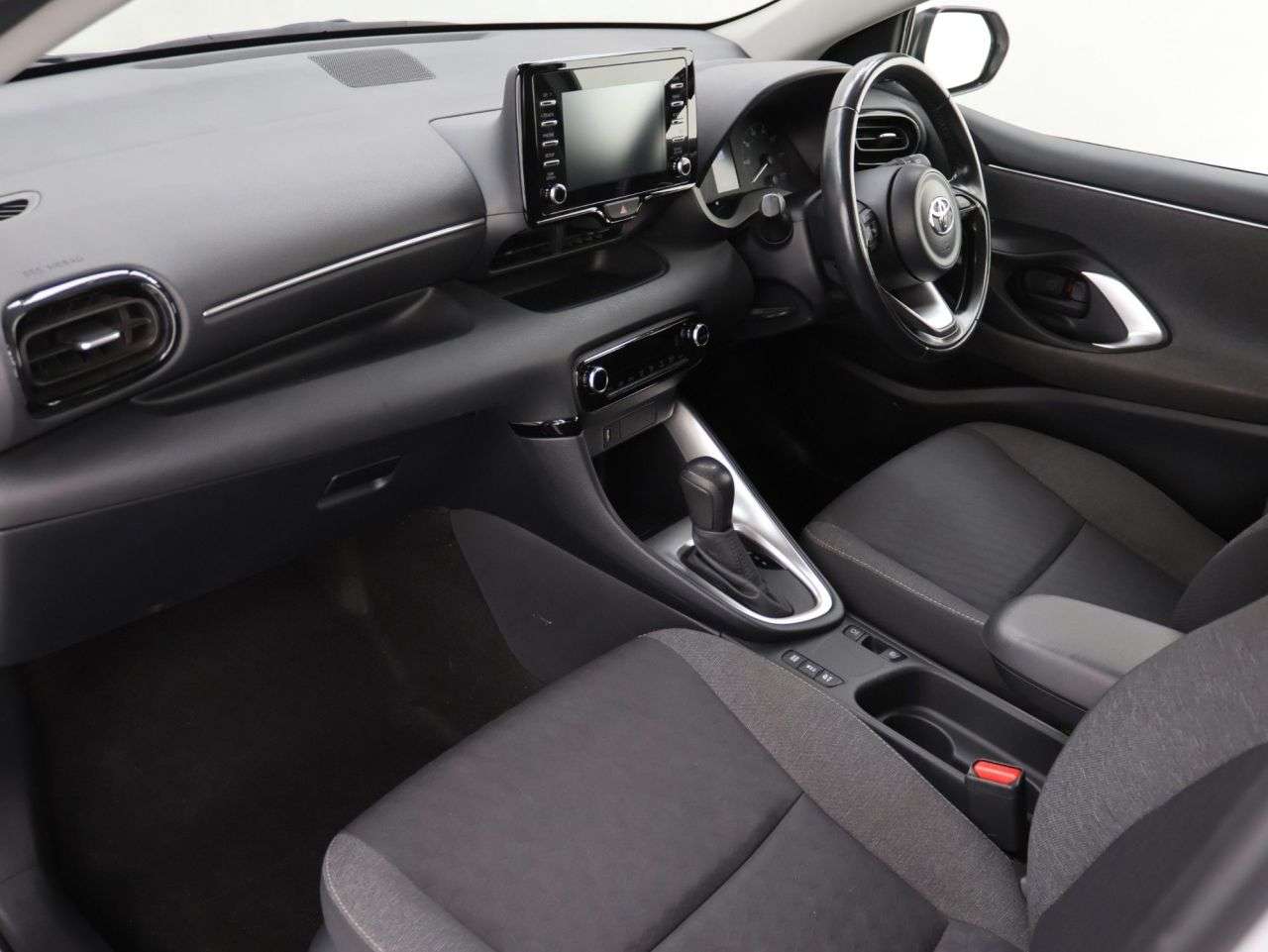 2021 TOYOTA YARIS 2021 TOYOTA YARIS