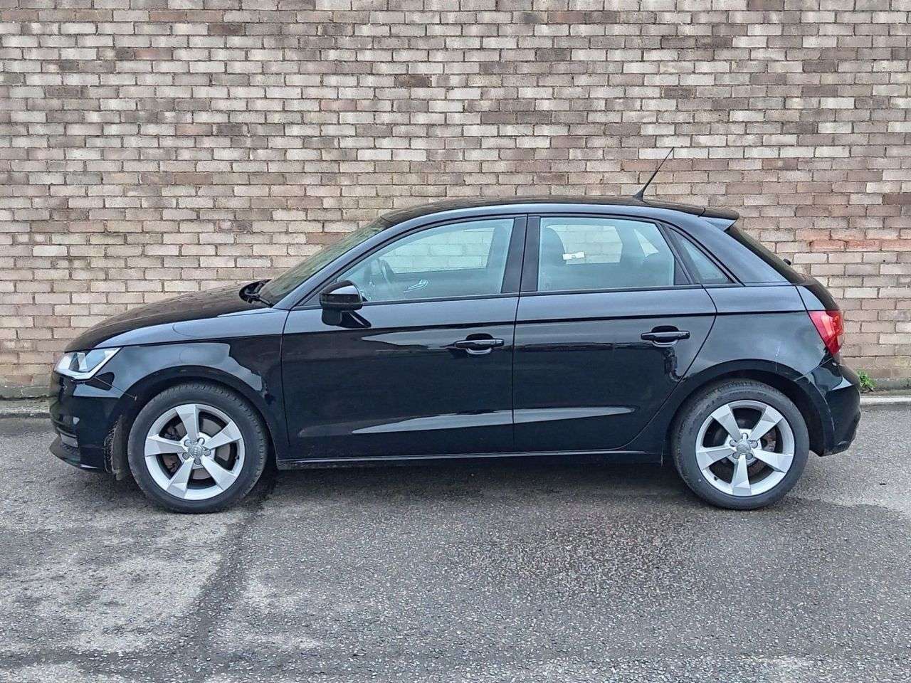 2018 AUDI A1 2018 AUDI A1