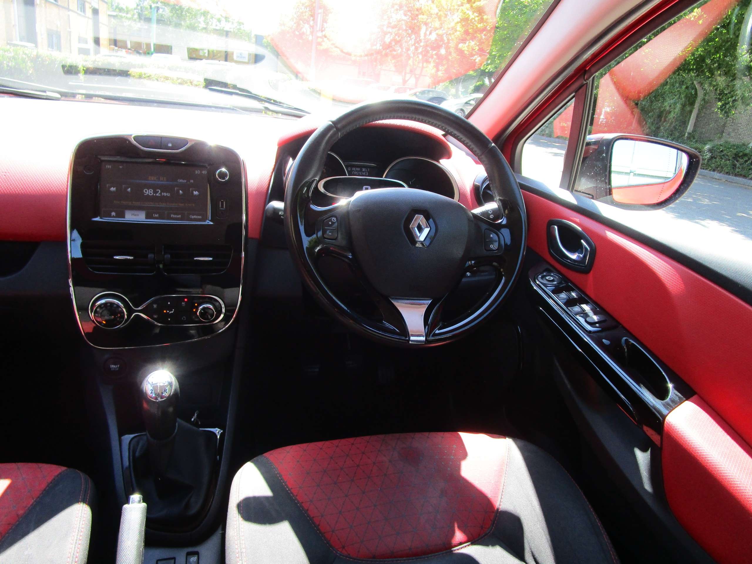 2014 RENAULT CLIO 2014 RENAULT CLIO