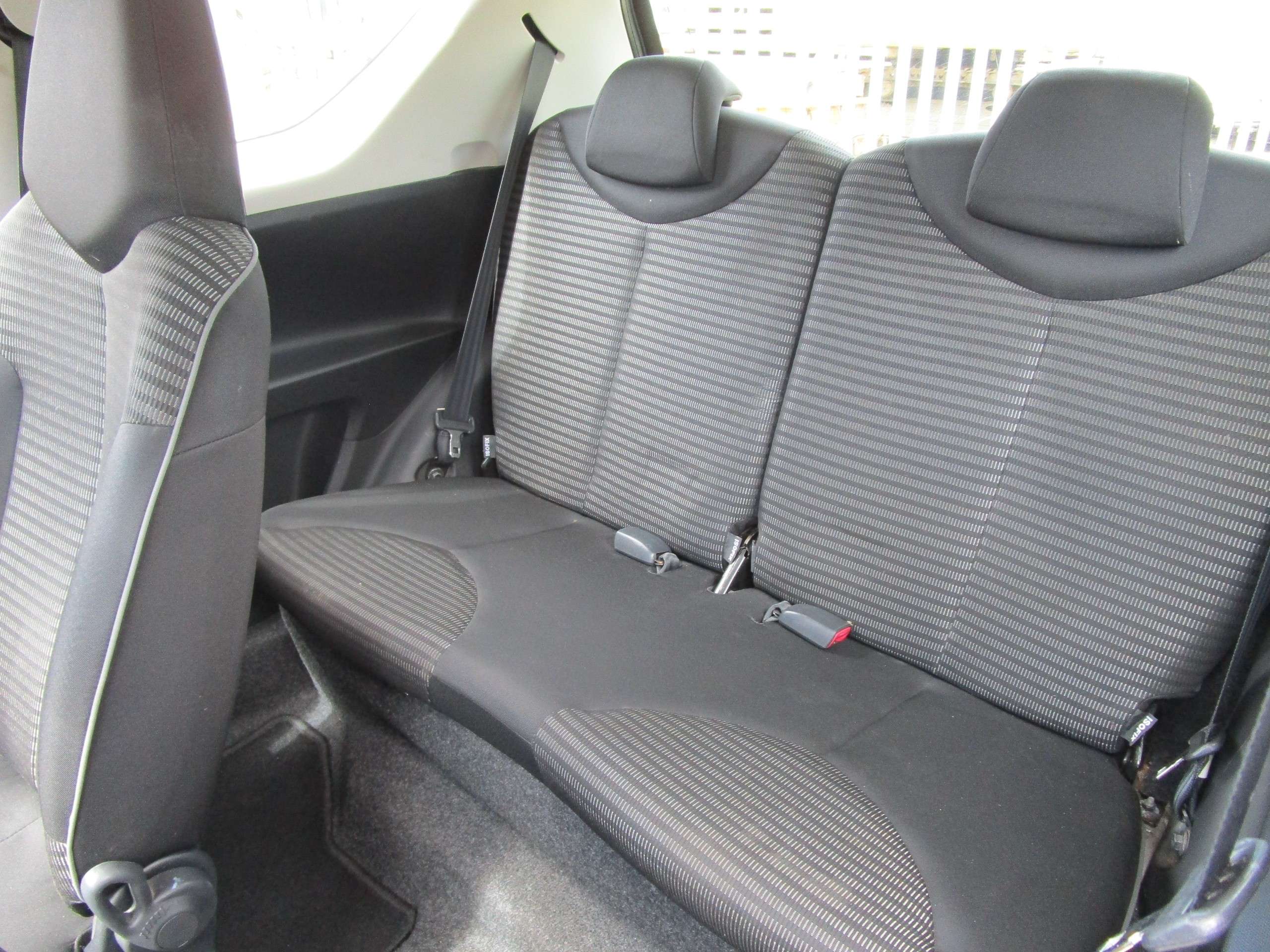 2014 PEUGEOT 107 2014 PEUGEOT 107