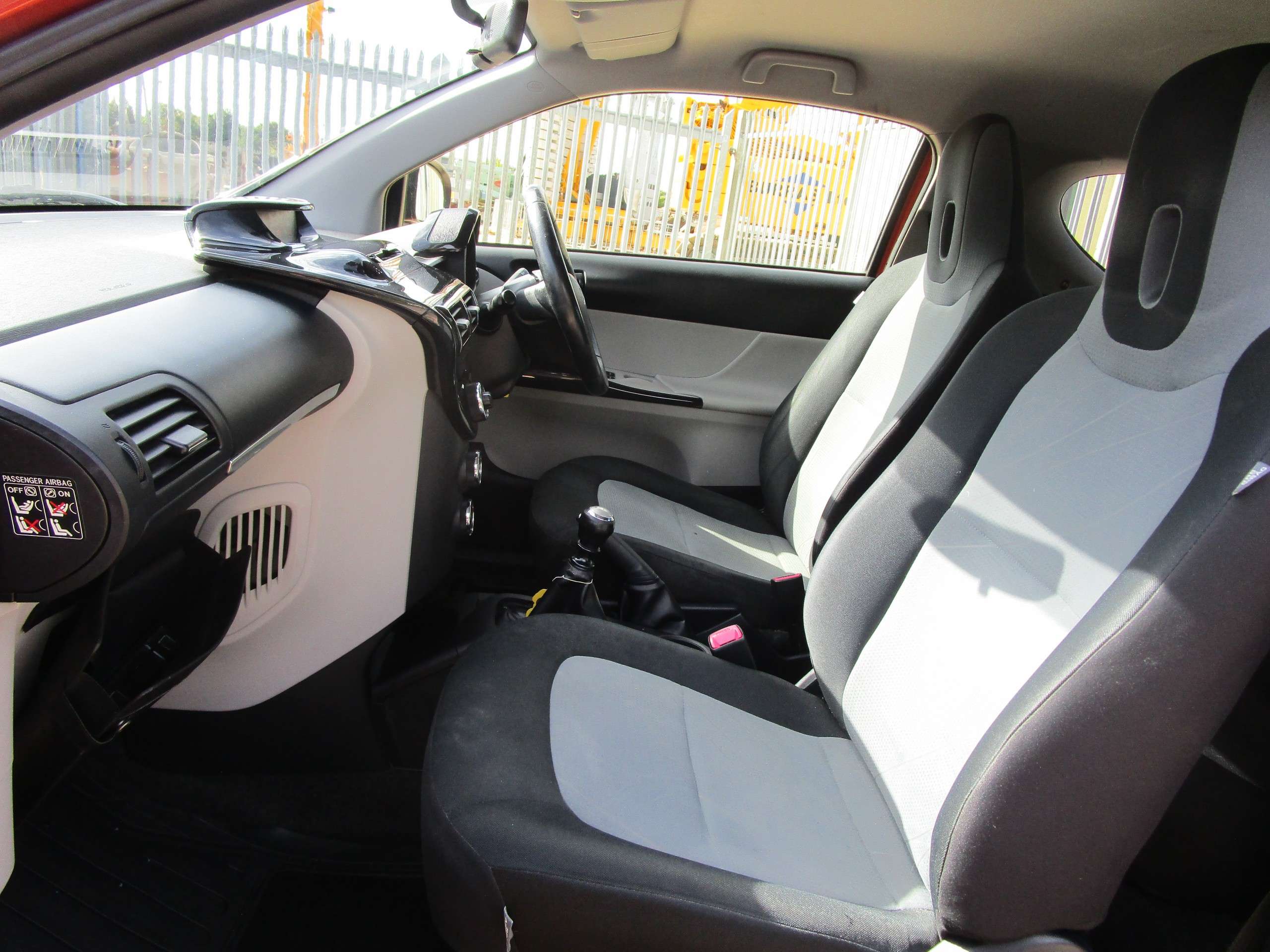 2014 TOYOTA IQ 2014 TOYOTA IQ