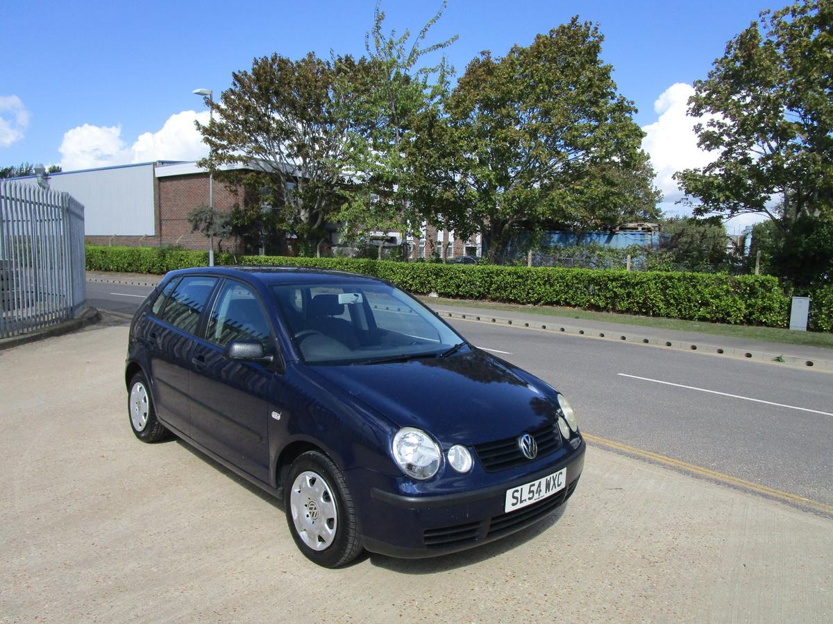 Check out this Volkswagen Polo 2004 Petrol Manual