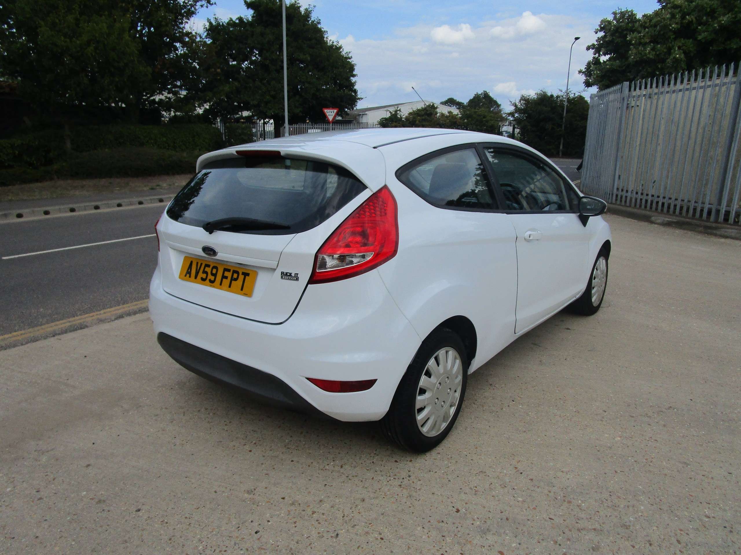 2009 FORD FIESTA 2009 FORD FIESTA