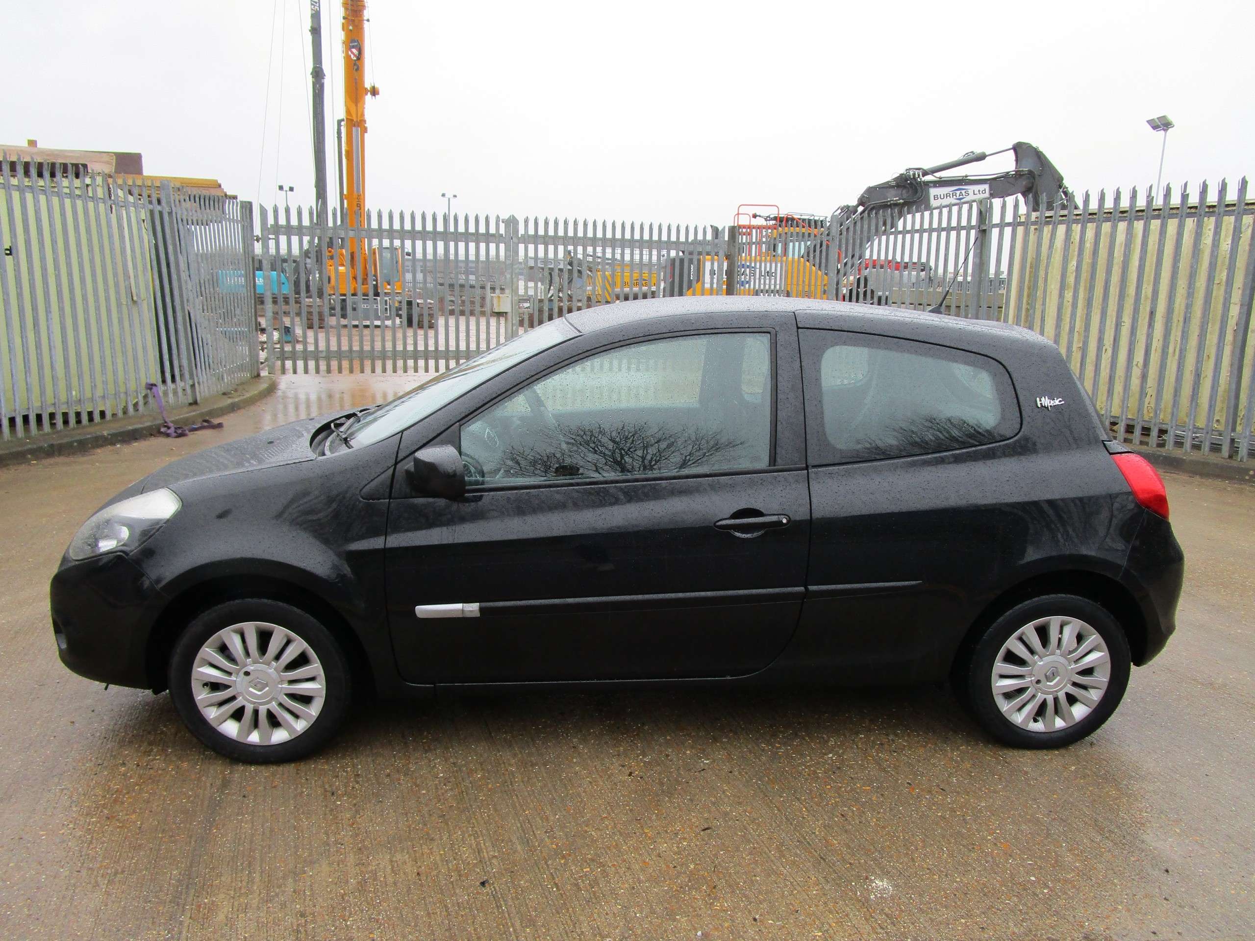2012 RENAULT CLIO 2012 RENAULT CLIO