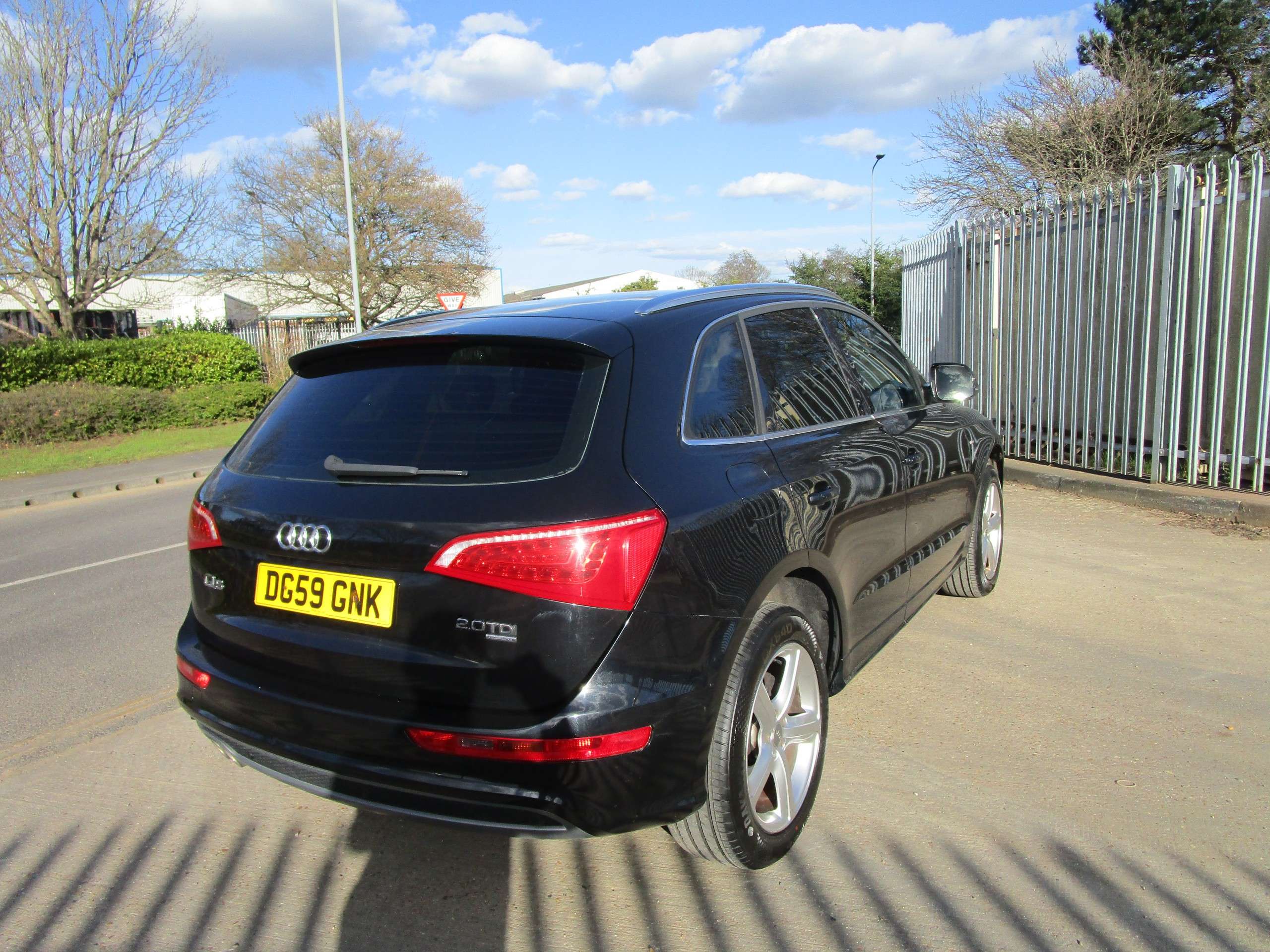 2009 AUDI Q5 2009 AUDI Q5