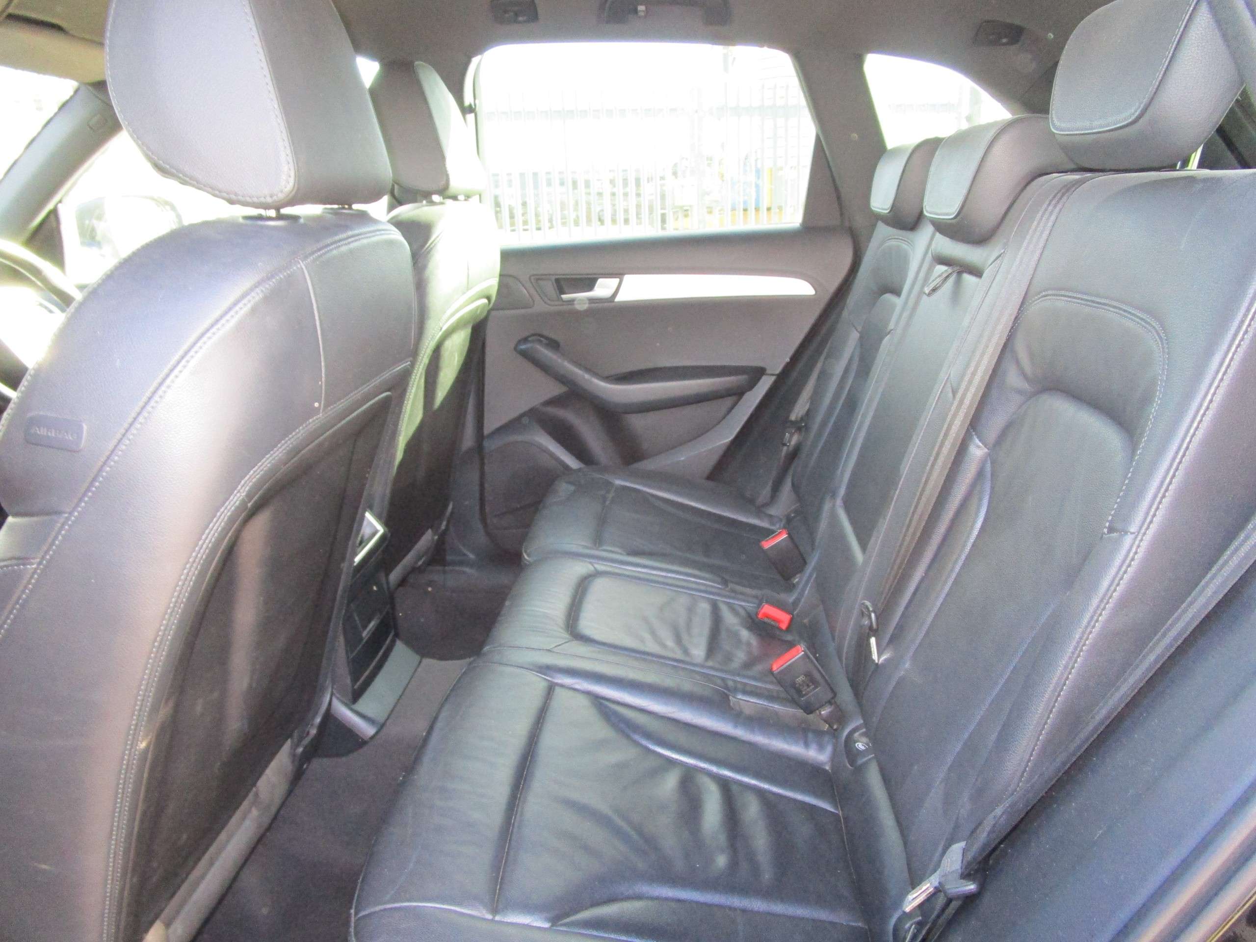 2009 AUDI Q5 2009 AUDI Q5