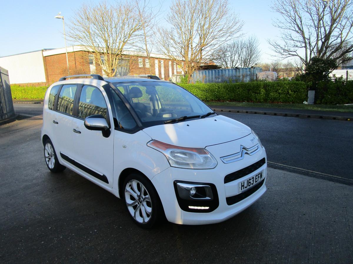 Check out this Citroen C3 Picasso 2013 Diesel Manual