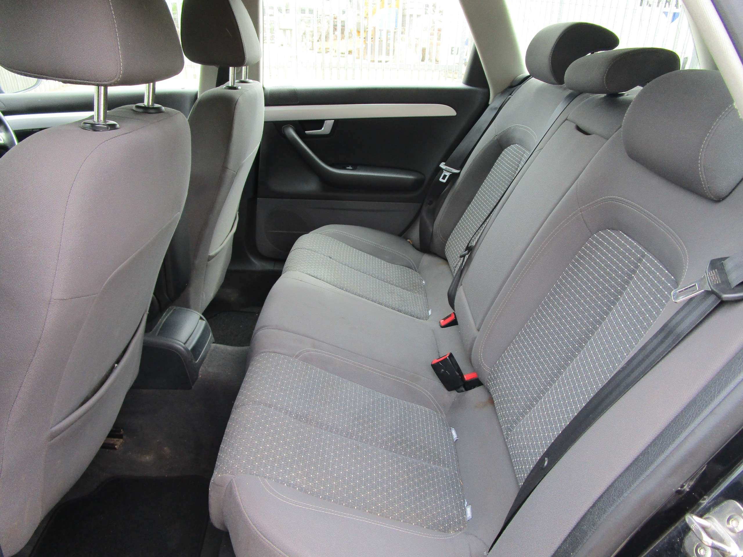 2011 SEAT EXEO 2011 SEAT EXEO