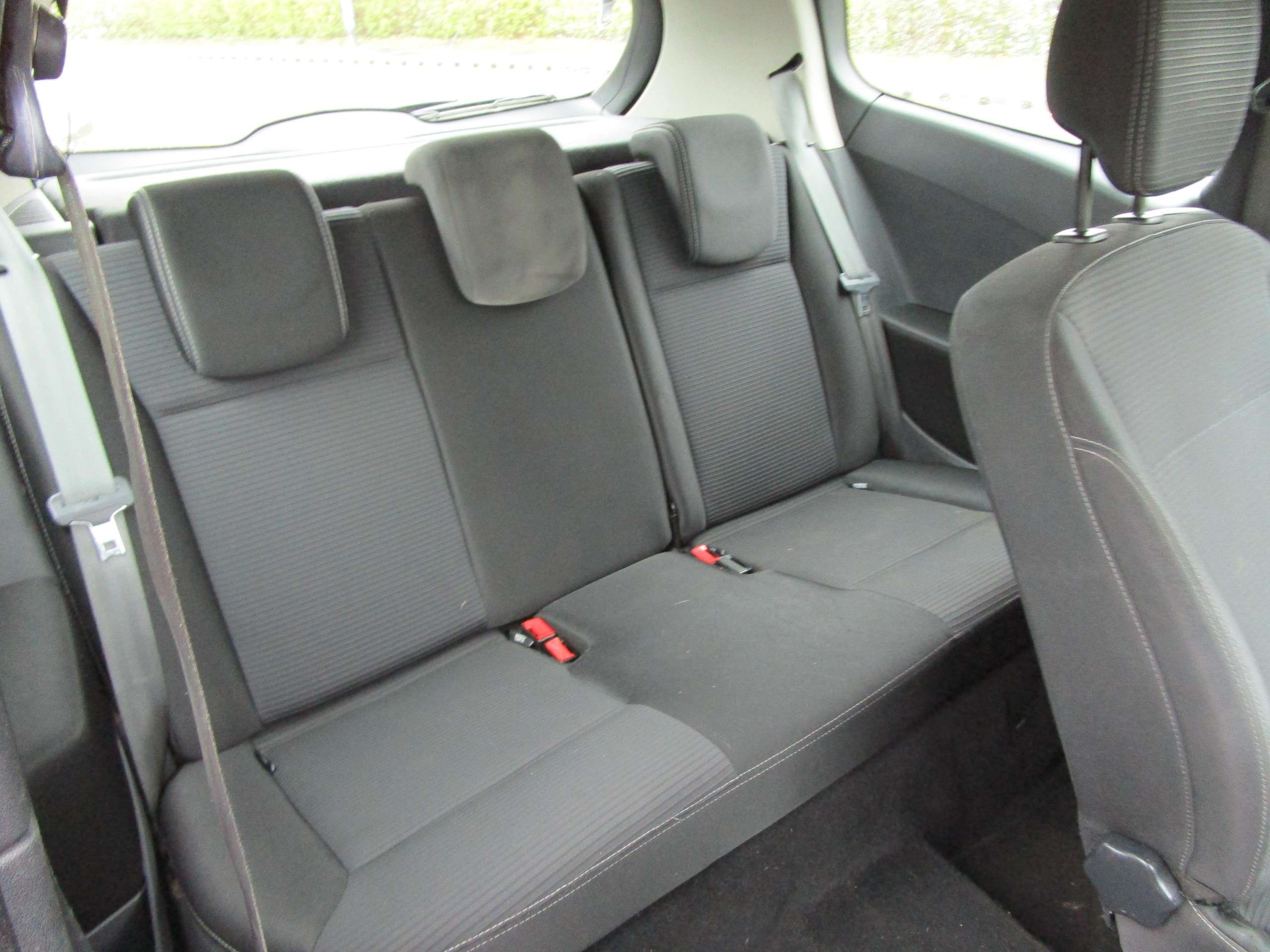 2012 RENAULT CLIO 2012 RENAULT CLIO