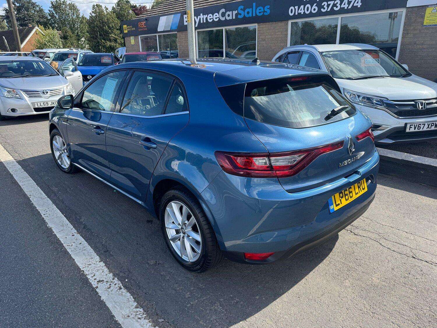 2017 RENAULT MEGANE 2017 RENAULT MEGANE