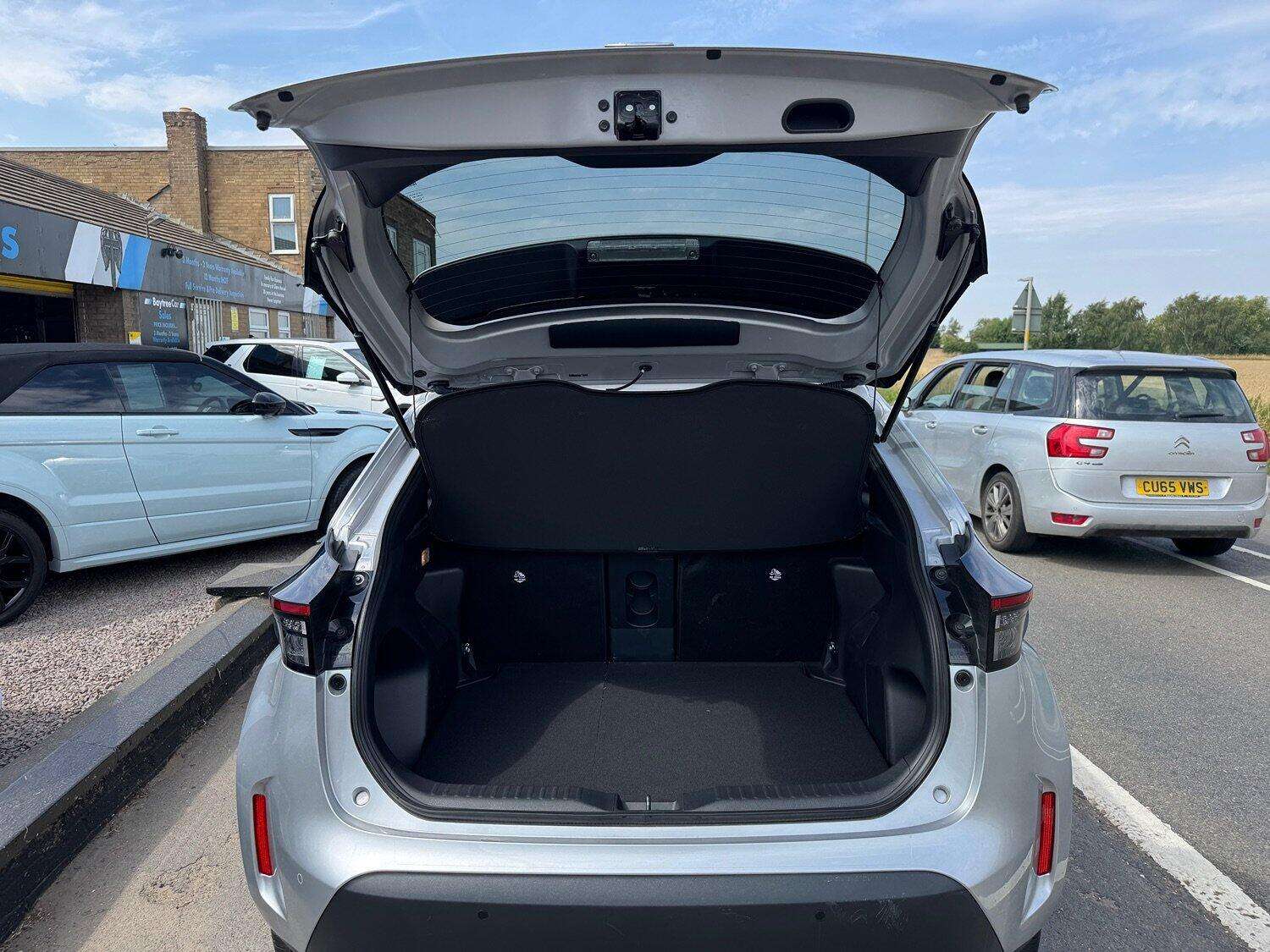 2024 TOYOTA YARIS CROSS 2024 TOYOTA YARIS CROSS