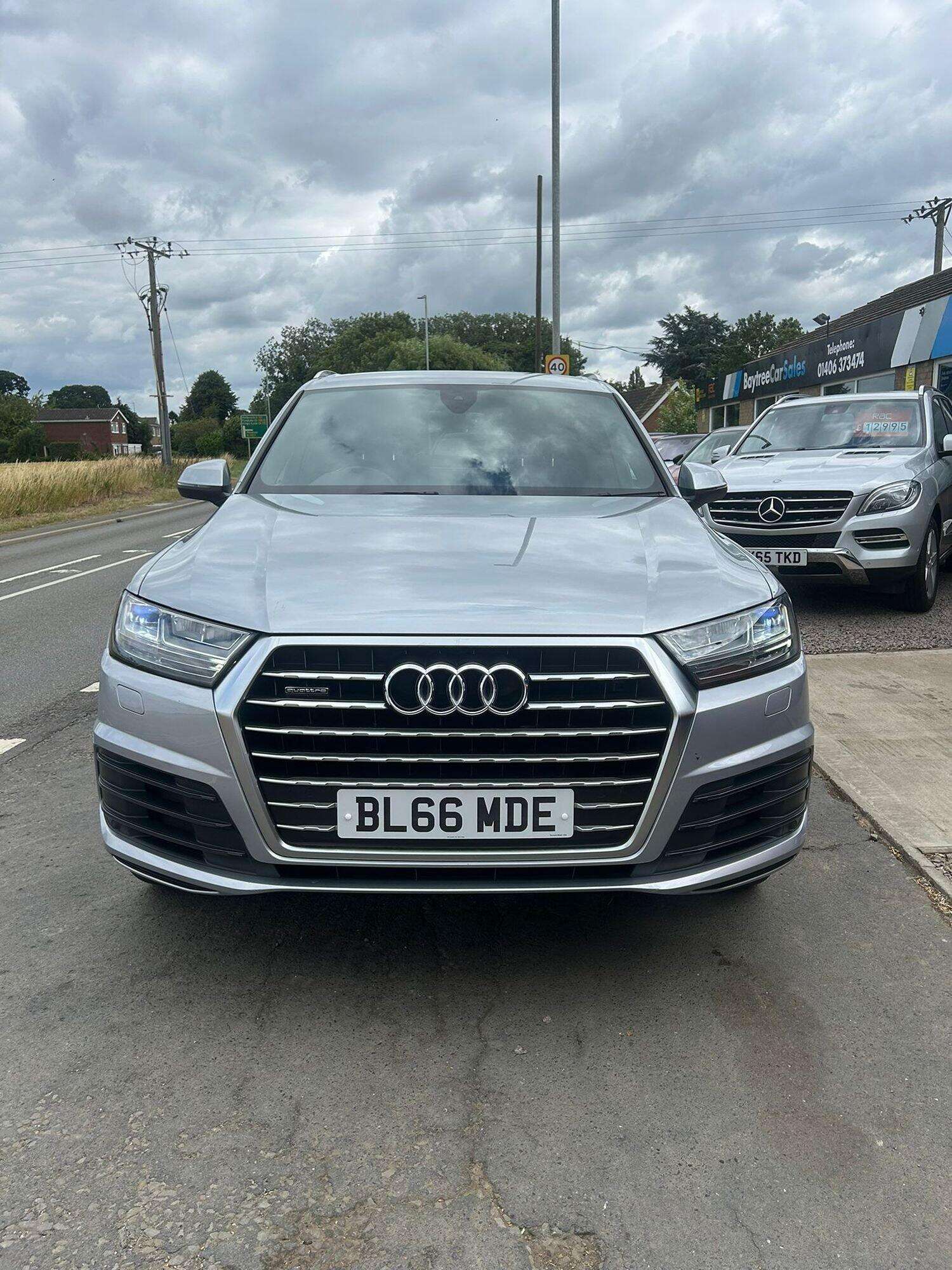 2016 AUDI Q7 2016 AUDI Q7