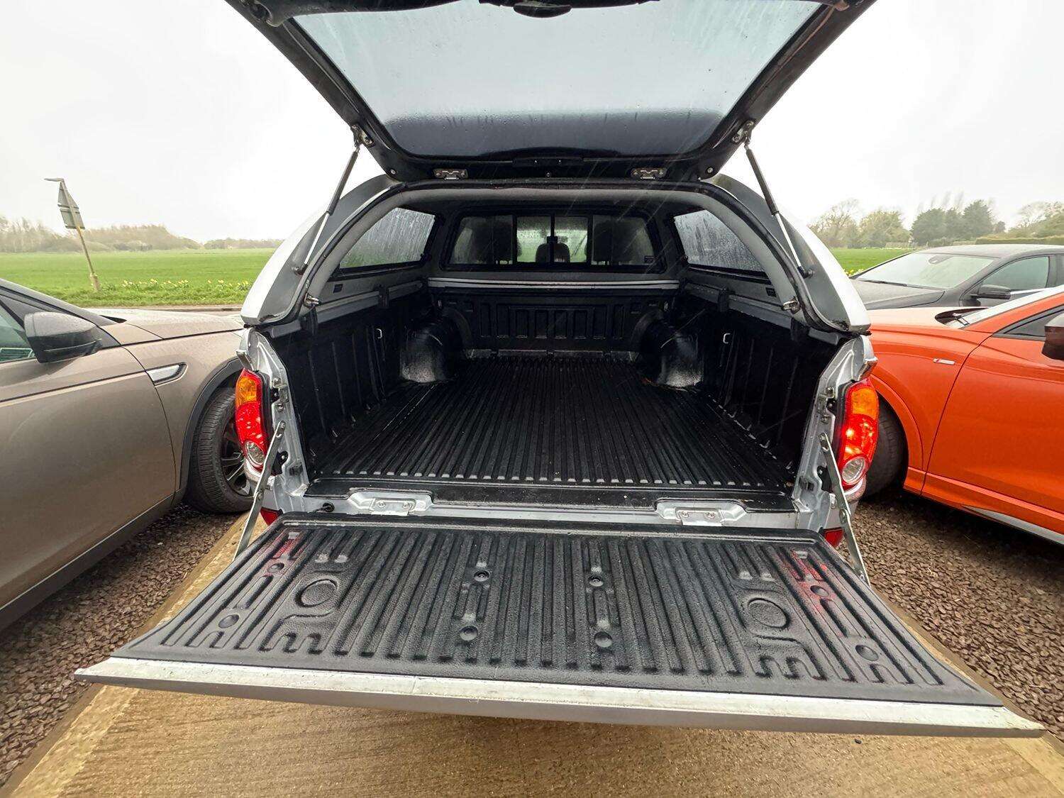 2014 MITSUBISHI L200 2014 MITSUBISHI L200