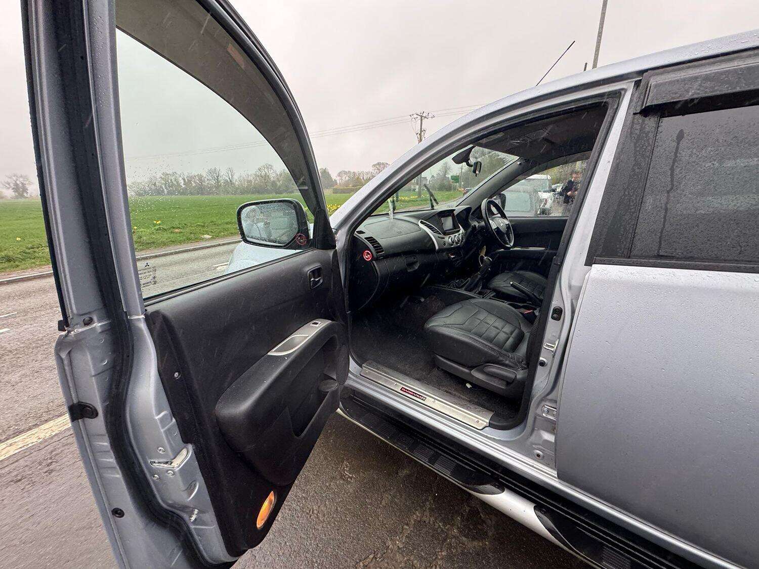 2014 MITSUBISHI L200 2014 MITSUBISHI L200