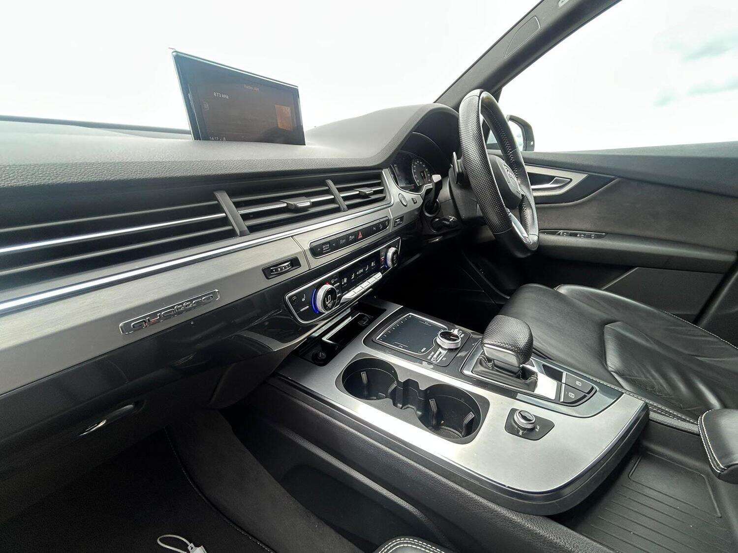 2016 AUDI Q7 2016 AUDI Q7