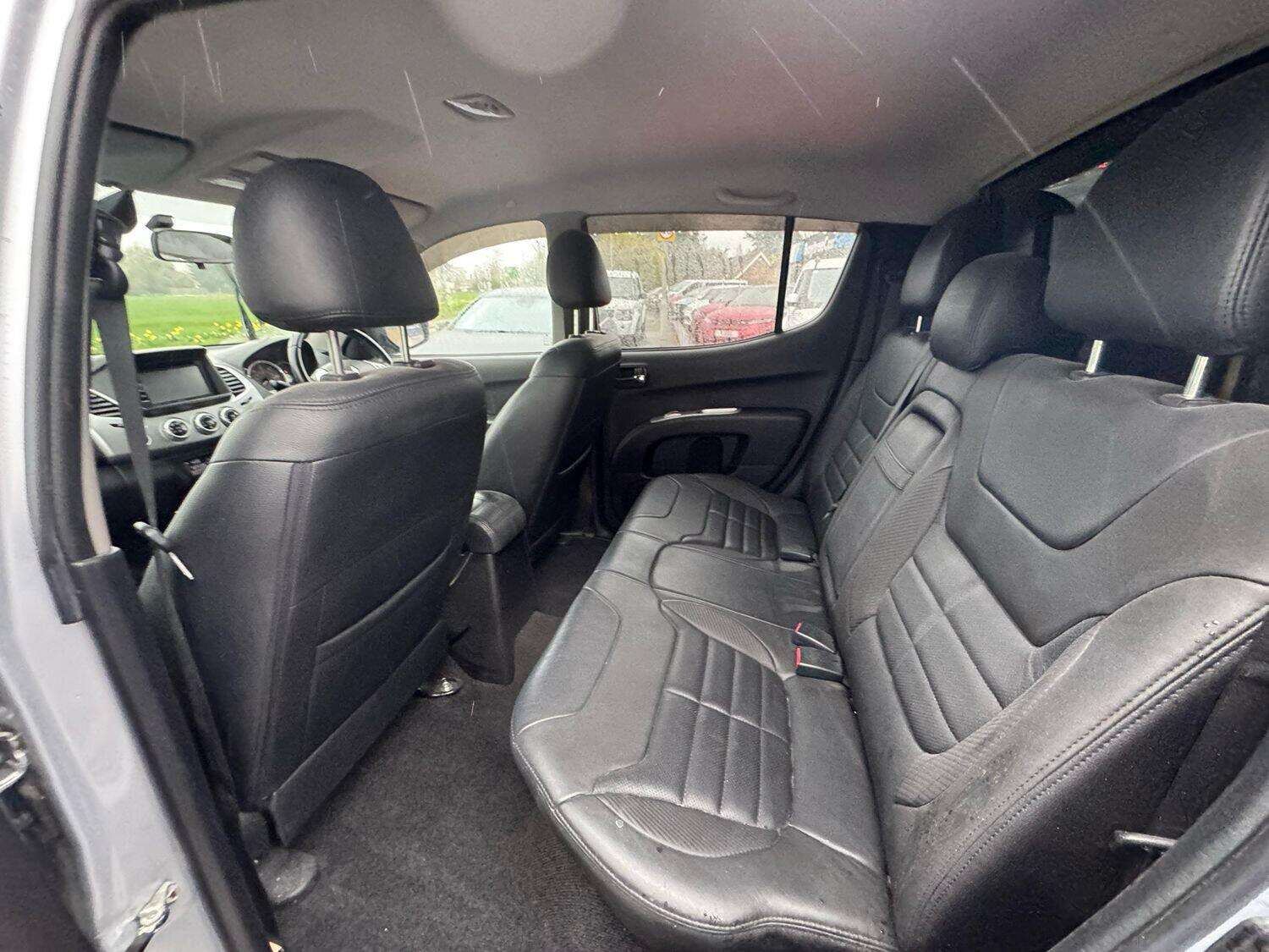 2014 MITSUBISHI L200 2014 MITSUBISHI L200