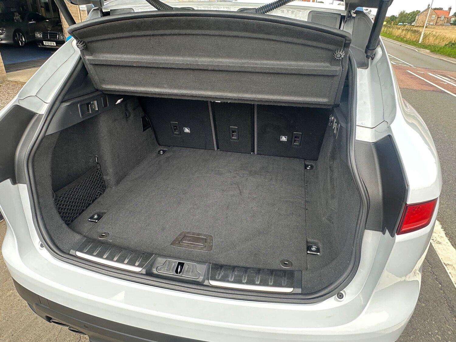 2020 JAGUAR F-PACE 2020 JAGUAR F-PACE