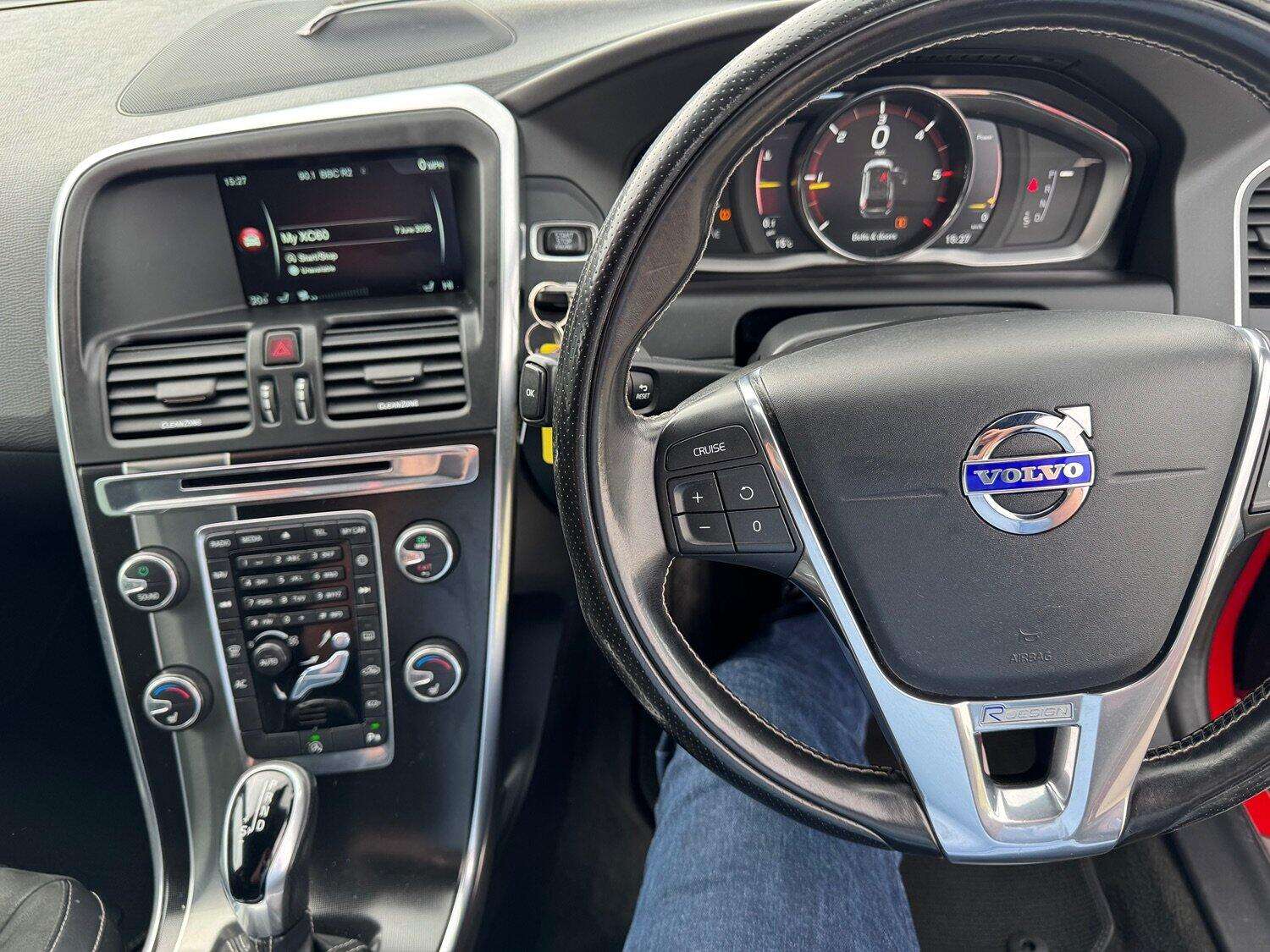 2016 VOLVO XC60 2016 VOLVO XC60