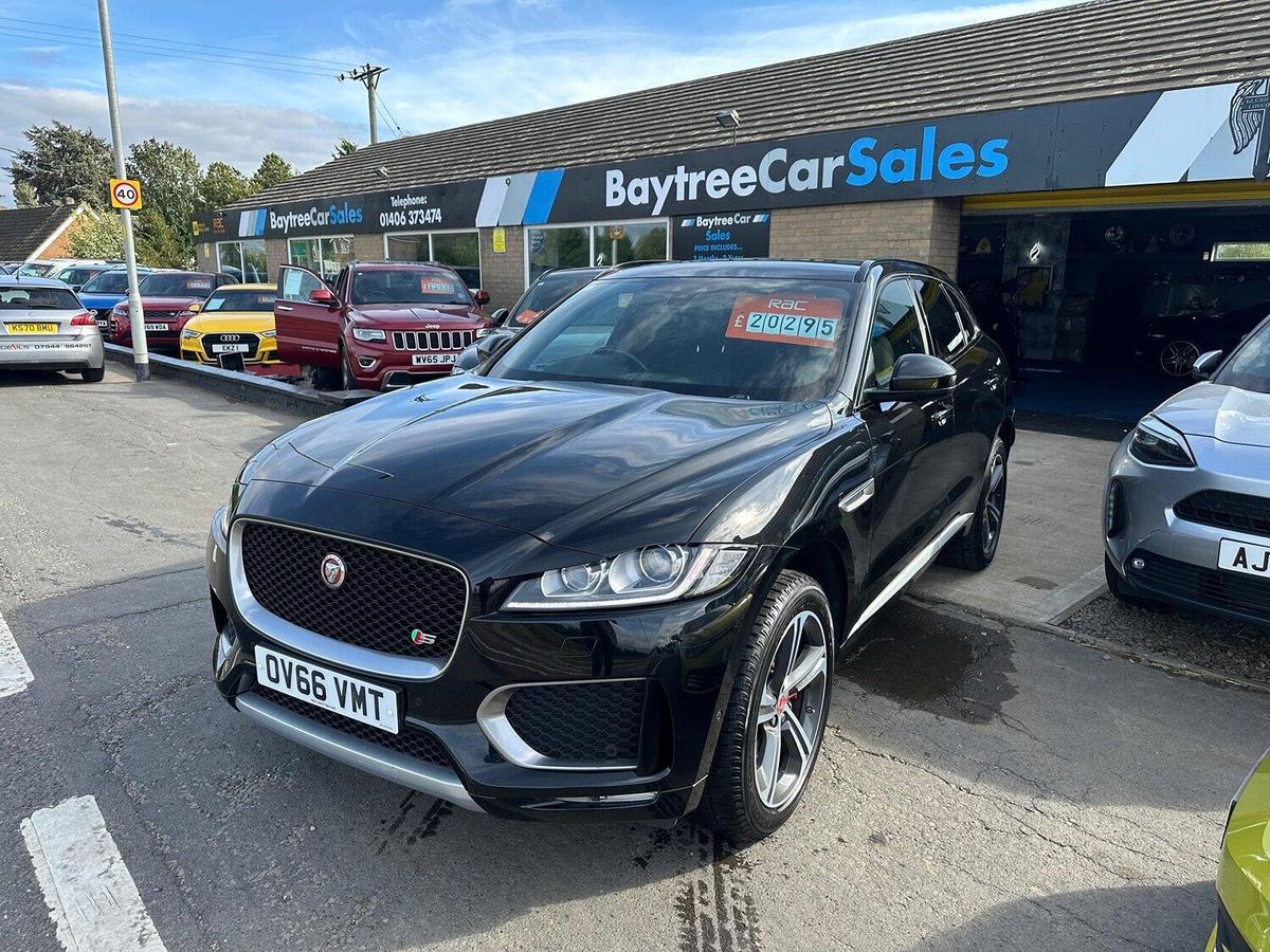 Check out this Jaguar F-pace 2016 Diesel Automatic