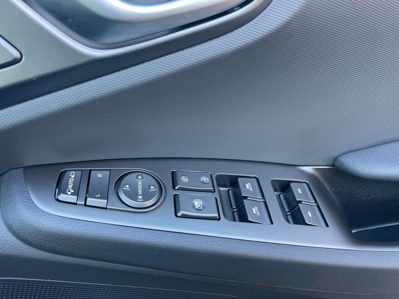 2022 HYUNDAI IONIQ 2022 HYUNDAI IONIQ