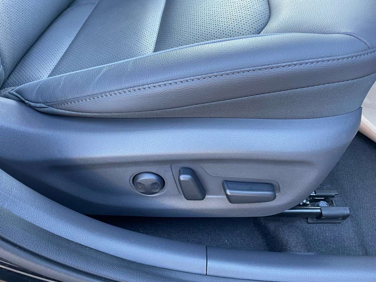 2022 HYUNDAI IONIQ 2022 HYUNDAI IONIQ