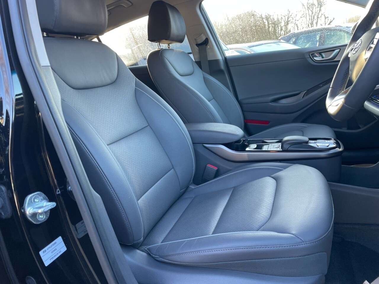 2022 HYUNDAI IONIQ 2022 HYUNDAI IONIQ