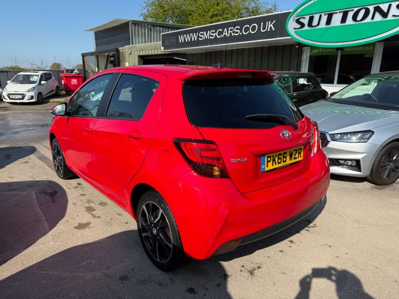 2016 TOYOTA YARIS 2016 TOYOTA YARIS